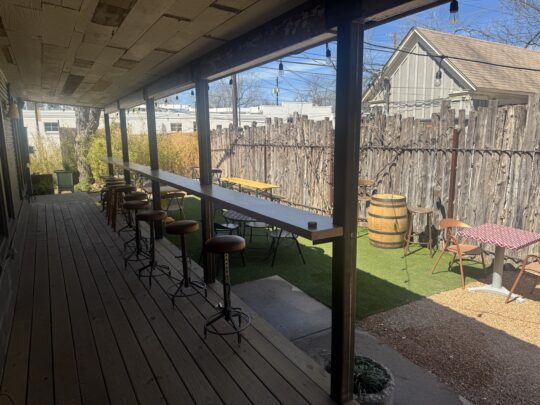 Boni’s Bar Next Door