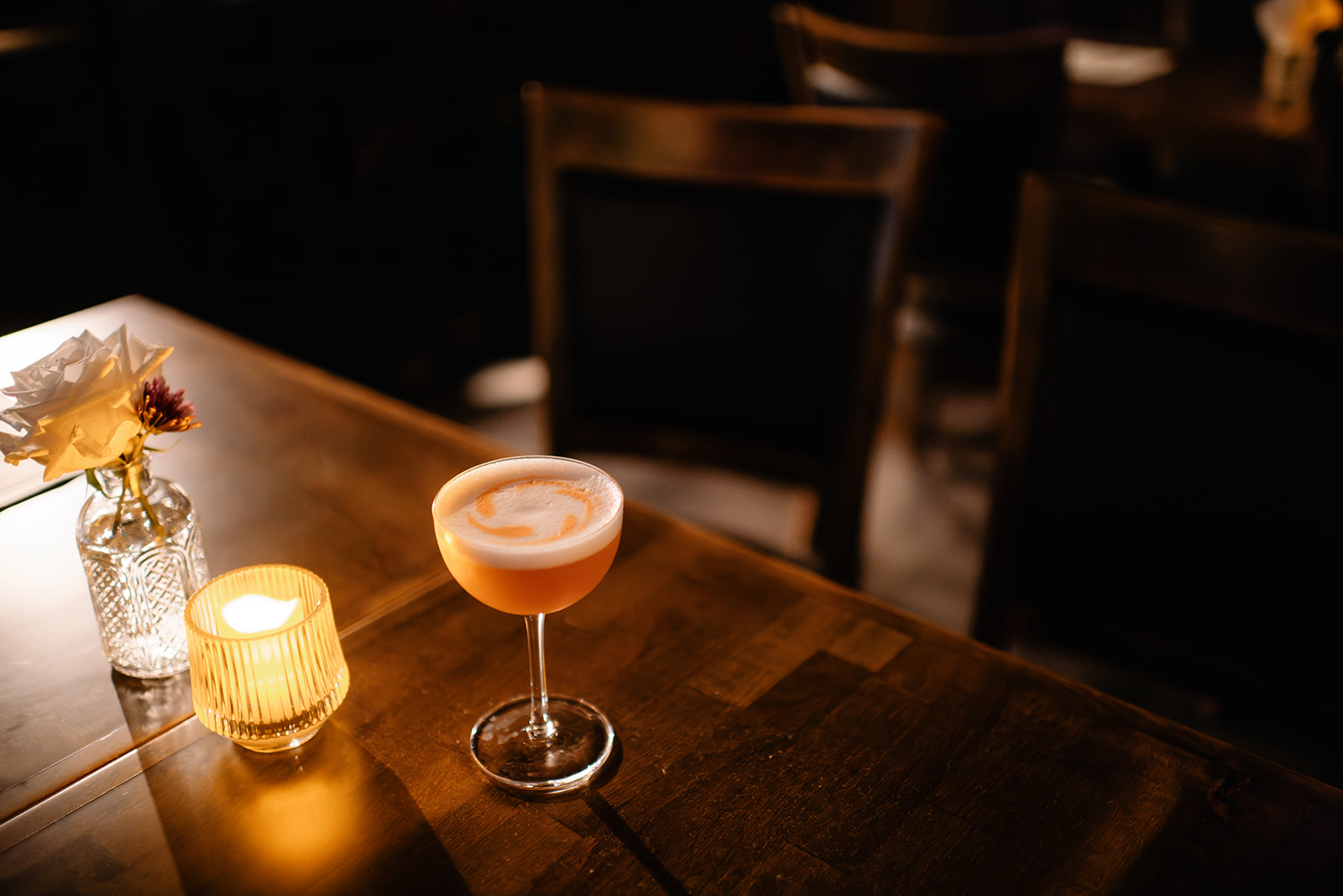 Handcrafted cocktails at a downtown Austin jazz bar